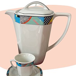 service à café, porcelaine fine, Winterling Bavaria, Allemagne, motif géométrique, design années 80, style Memphis, vaisselle vintage, ensemble complet, décoration rétro chic, couleurs vives, art de la table, collection pop, concept store, les filles les meufs, garrigues sainte Eulalie, uzes